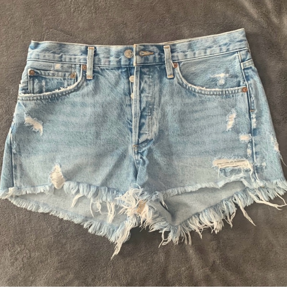 Agolde Parker Denim Cuttoff Short in Swapmeet